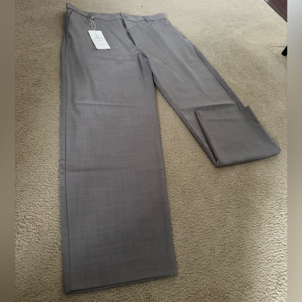 Zara Men's Elegant Gray Dress Pants